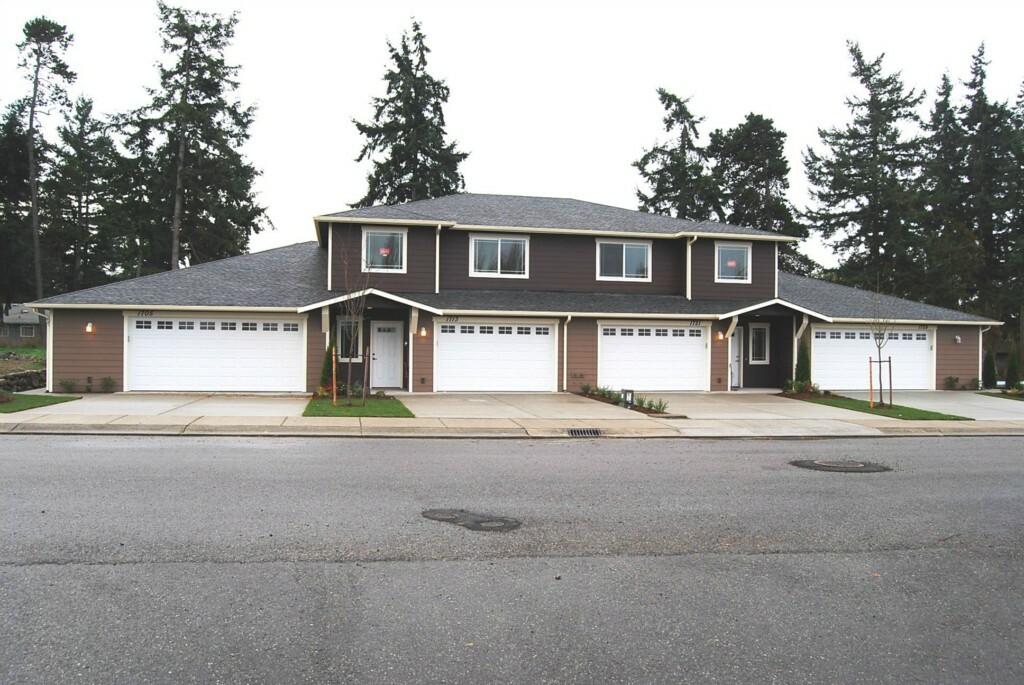 Property Photo:  1624 SW Stremler Dr  WA 98277 