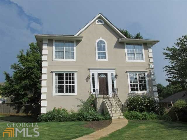 Property Photo: 310 W Taylors Xing GA 30022