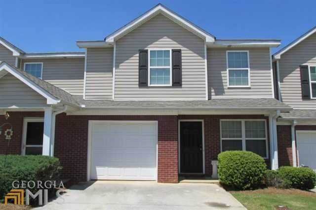 Property Photo:  233 Tara Commons Walk  GA 30052 