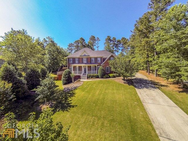 Property Photo:  4220 Bretdale Run  GA 30152 