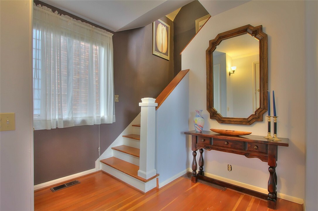Property Photo: 1845 N 51st St WA 98103