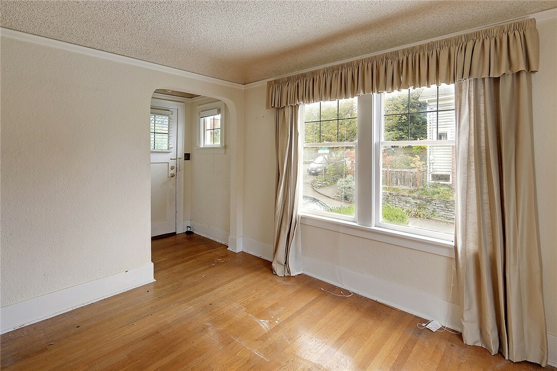 Property Photo: 3645 Carr Place N WA 98103