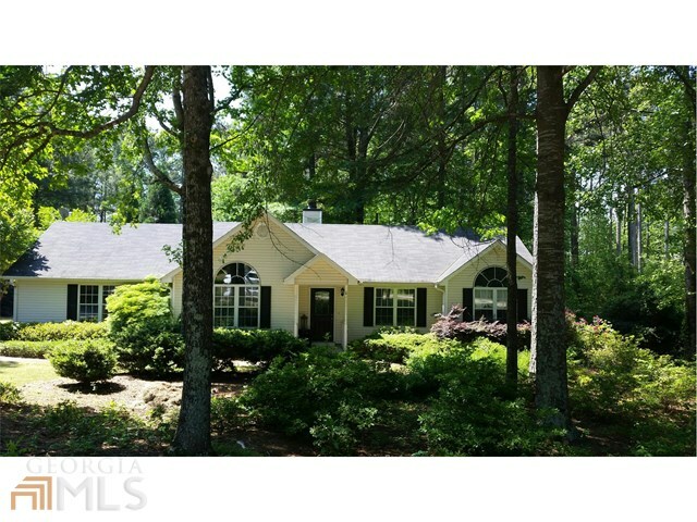 Property Photo: 14 Angel Trace GA 30277