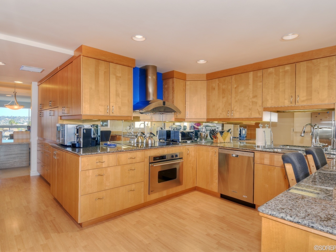 Property Photo:  939 Coast Blvd 10G  CA 92037 