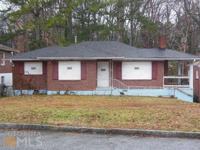 Property Photo:  70 Leathers Circle  GA 30314 