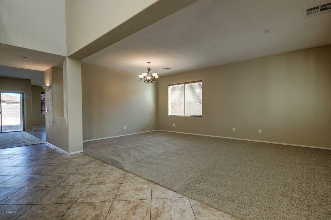 Property Photo:  13760 W Earll Drive  AZ 85392 