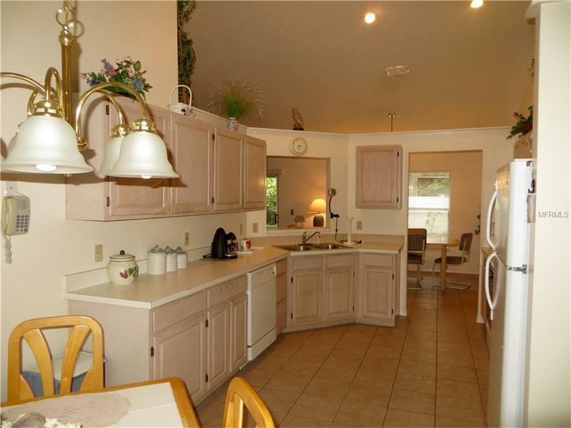 Property Photo: 1299 Countrywind Drive FL 32703