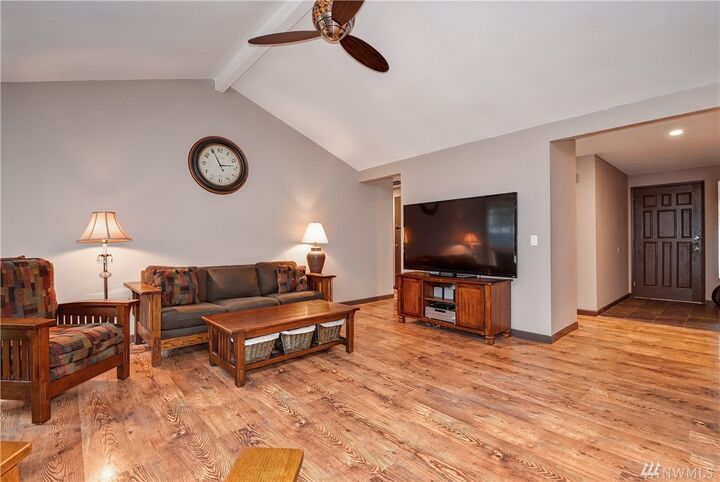 Property Photo: 12825 NE 136th Street WA 98034