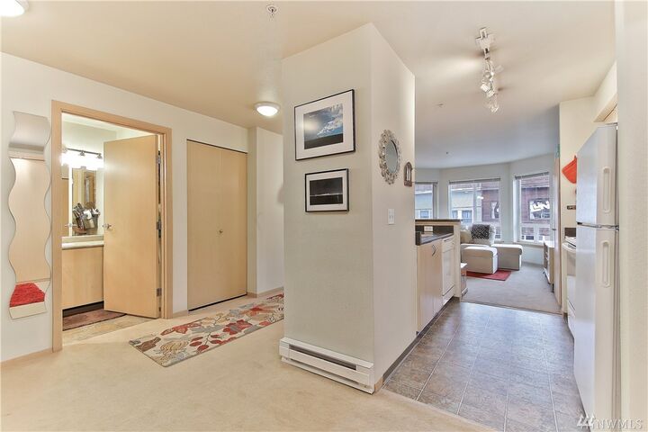 Property Photo: 812 5th Avenue N 209 WA 98109