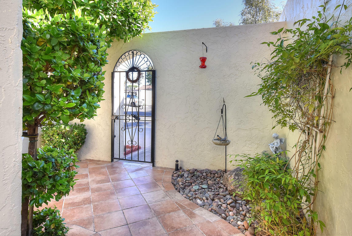 Property Photo:  5622 N Palacio Way  AZ 85014 