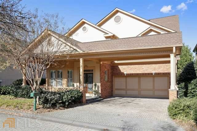 Property Photo: 1070 Arbor Trace 21 GA 30319