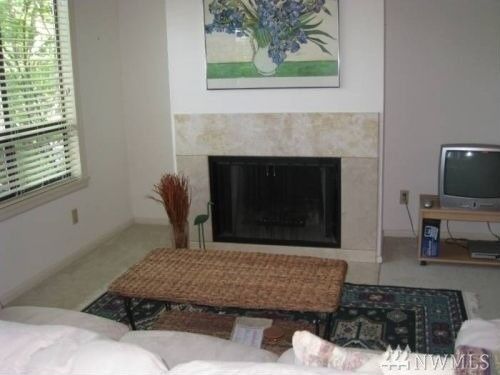 Property Photo: 6300 Sand Point Wy NE 208 WA 98115