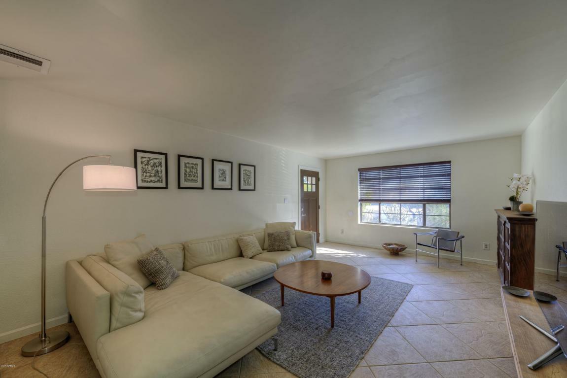 Property Photo: 2108 E Colgate Drive AZ 85283