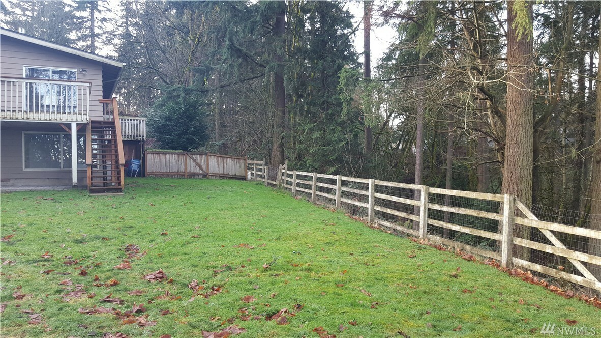 Property Photo:  7810 NE 156th St  WA 98028 