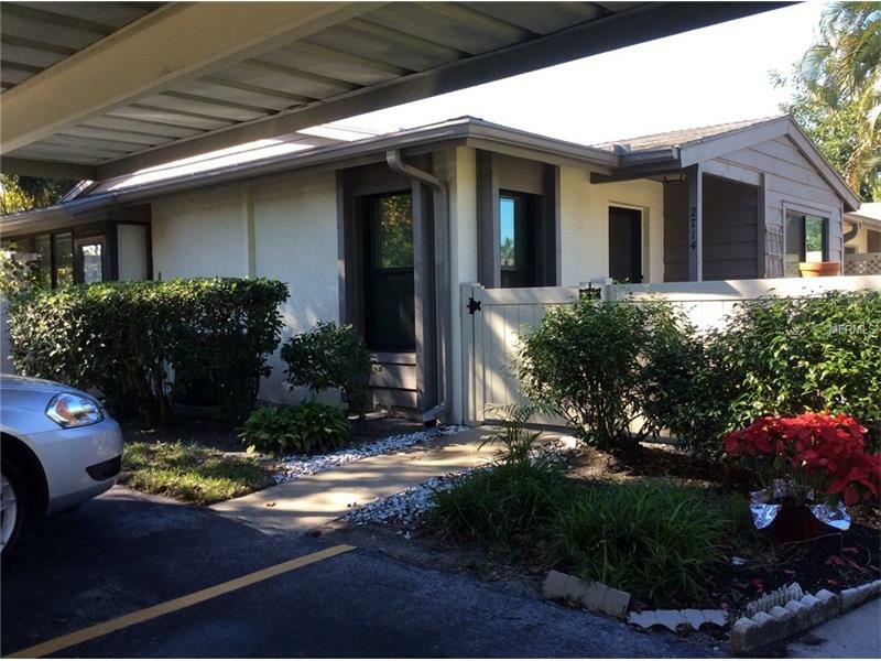 Property Photo: 2714 29th Avenue W FL 34205