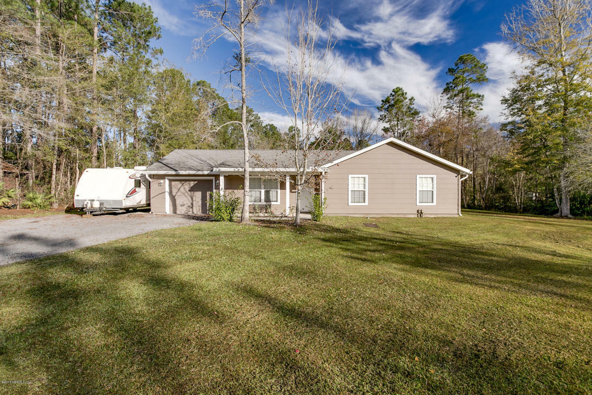 Property Photo: 90 Mandrake Street FL 32068