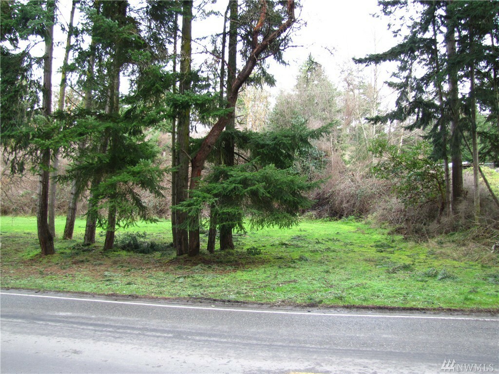 Property Photo:  999 Redwood St  WA 98368 