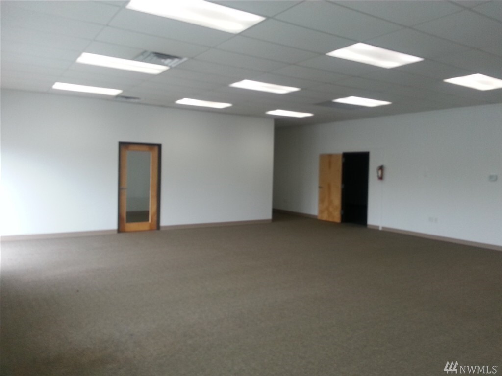 Property Photo:  1128 Dale Lane  WA 98274 