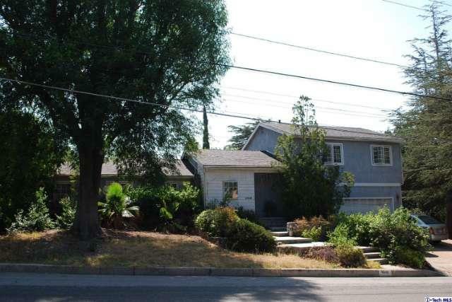 Property Photo:  4846 La Crescenta Avenue  CA 91214 