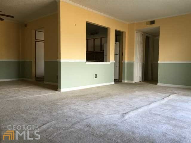 Property Photo: 1305 Camelot Dr GA 30349
