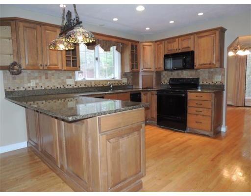 Property Photo:  17 Wayside Lane  MA 02021 