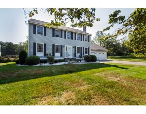 Property Photo:  171 Greenwood Rd  MA 01810 