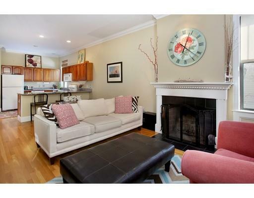 Property Photo:  285 Bunker Hill St 1  MA 02129 