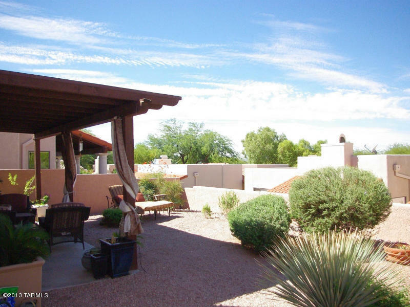 Property Photo:  5839 N Misty Ridge Drive  AZ 85718 