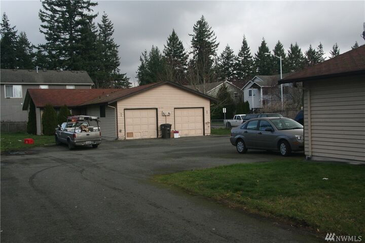 Property Photo: 15 W Madison WA 98203