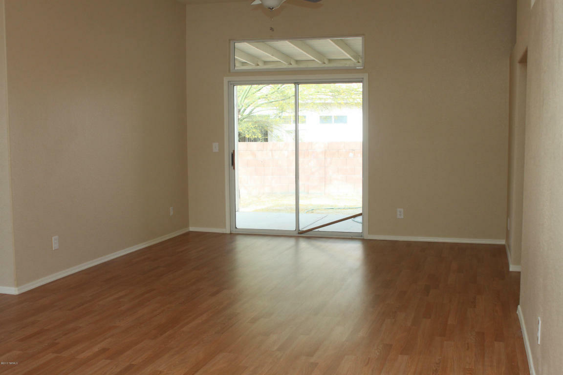 Property Photo:  4566 S Apple Tree Avenue  AZ 85730 