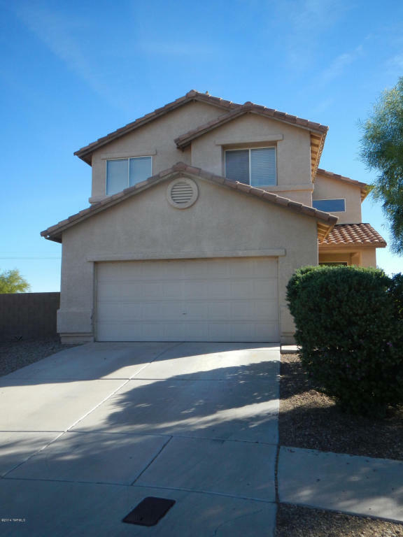 Property Photo: 9714 N Stone Rock Court AZ 85743