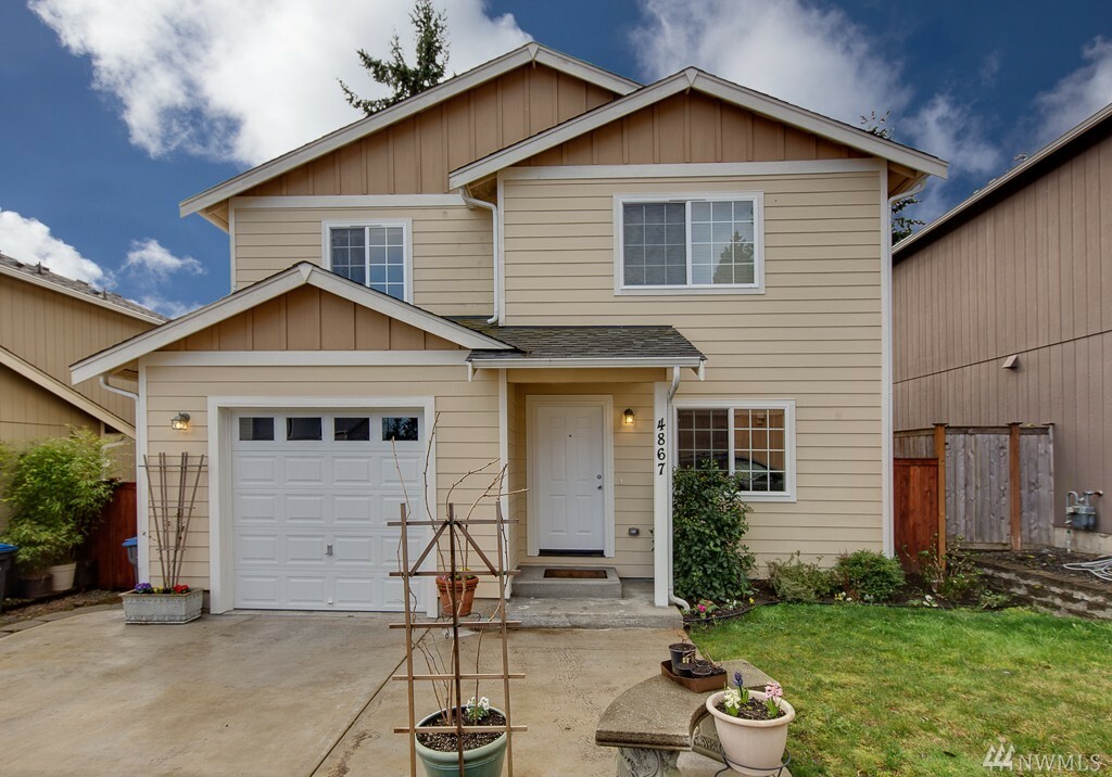 Property Photo:  4867 Bowwood Cir NE  WA 98310 