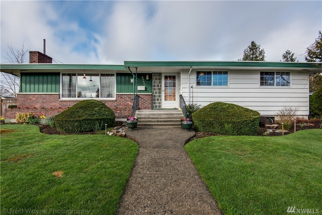 Property Photo:  6542 S K Street  WA 98408 