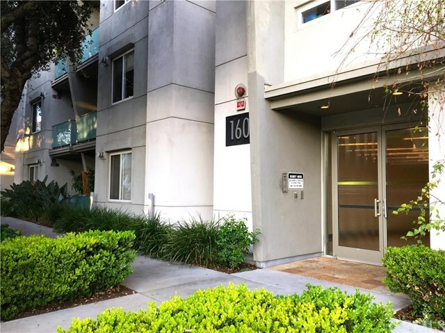 Property Photo:  160 S Hudson Avenue 316  CA 91101 