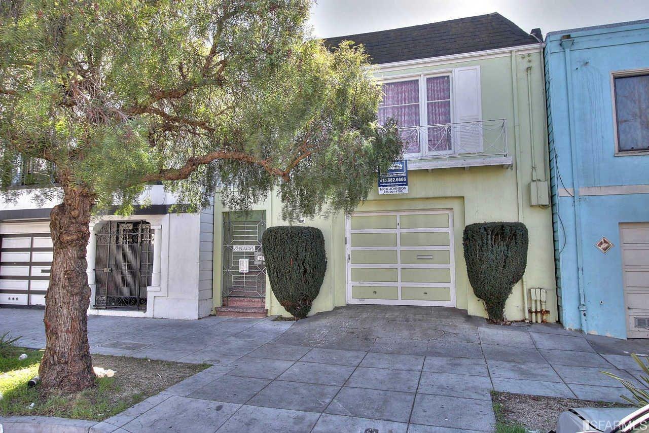 Property Photo:  1705 Newcomb Avenue  CA 94124 