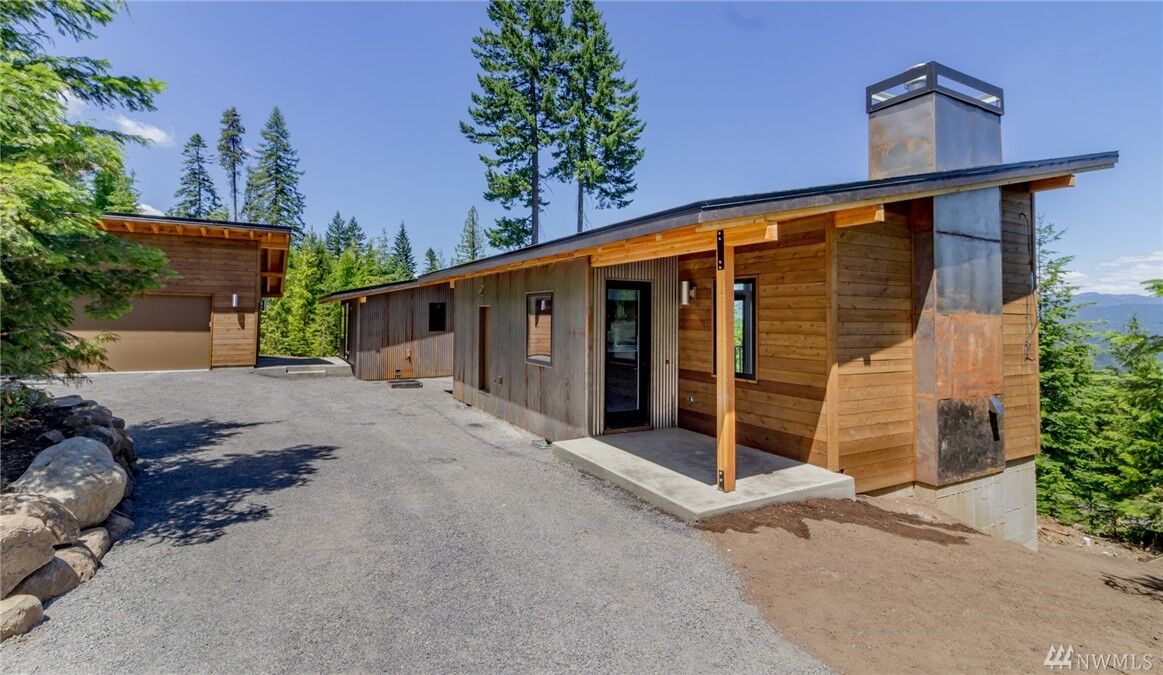 Property Photo: 35 (2-35) Trailside Dr WA 98922