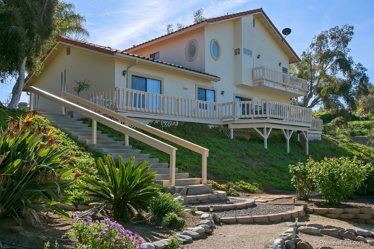 Property Photo: 3298 Caminita Cortina CA 92028