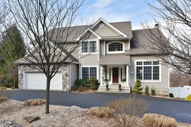 Property Photo:  35 Ramapo Mt Dr  NJ 07465 