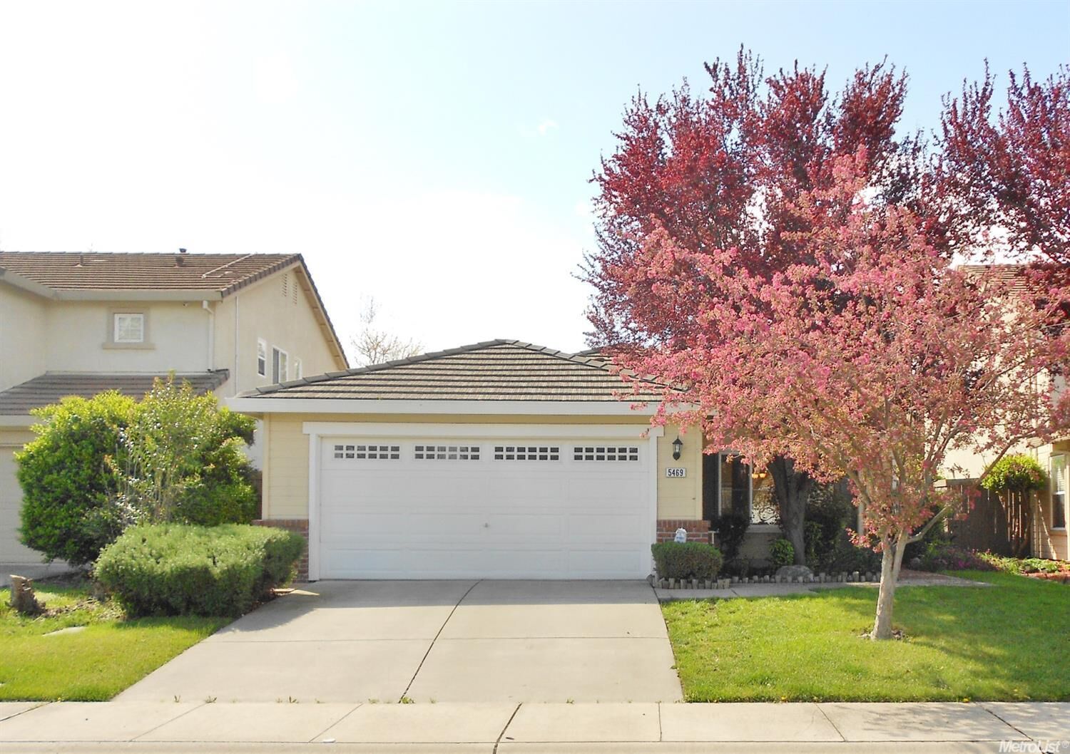 Property Photo:  5469 Banderas Way  CA 95835 