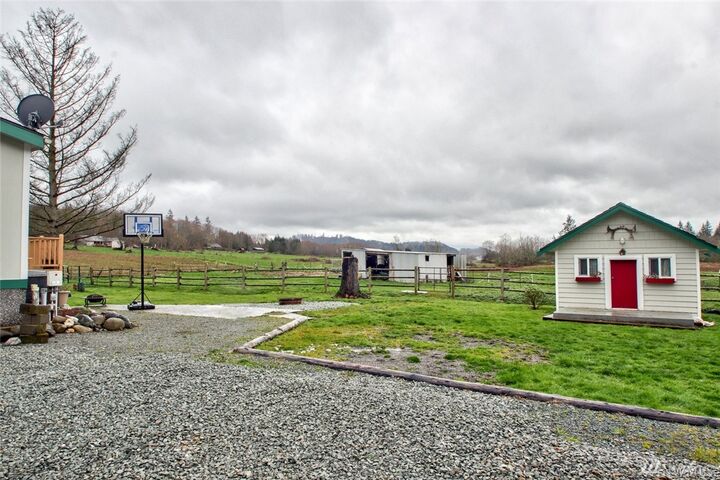 Property Photo: 19372 Morton Rd WA 98233