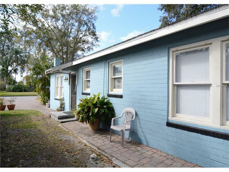 Property Photo:  223 E Esther Street  FL 32806 