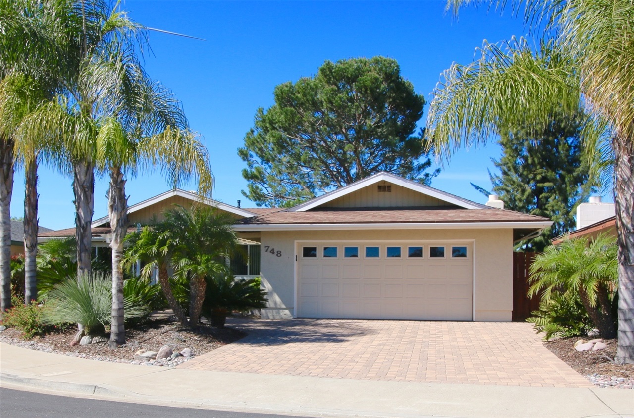 Property Photo:  748 Wakefield Court  CA 92020 