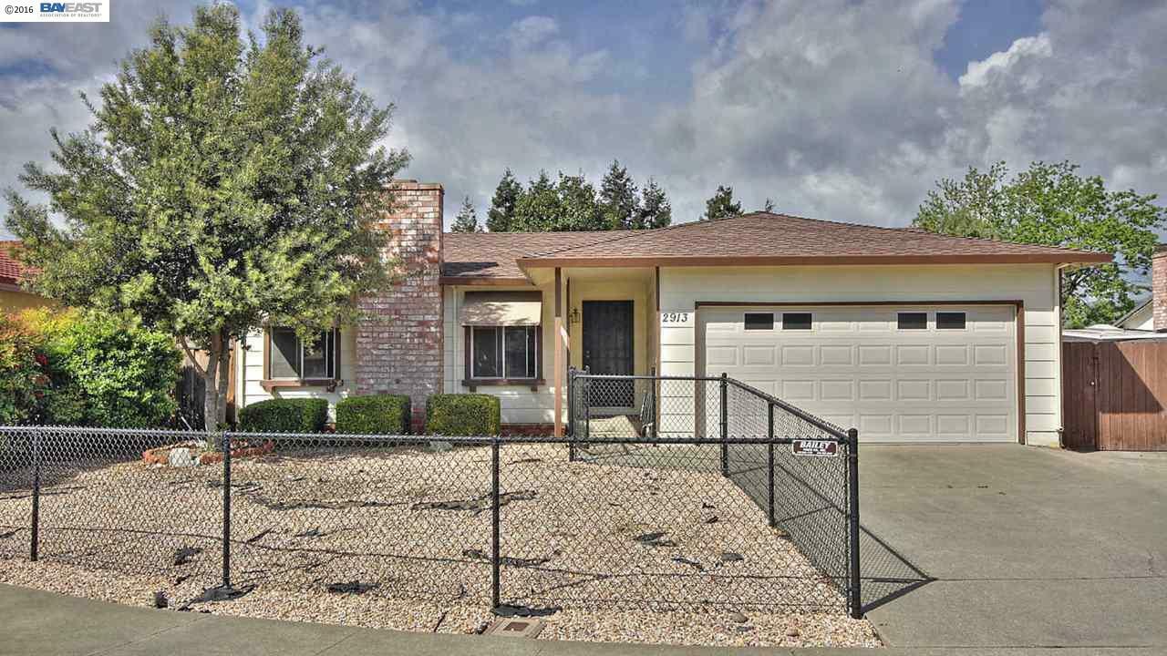 Property Photo:  2913 Daisy Ct  CA 94587 