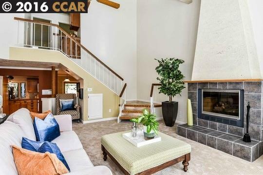 Property Photo: 3 Heritage Oaks Rd CA 94523