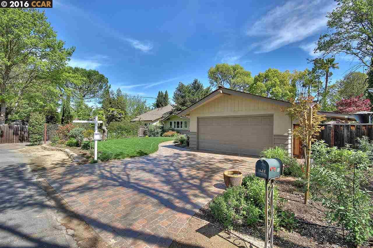 Property Photo:  1090 W Holly Dr  CA 94598 