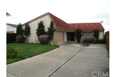 Property Photo:  407 Calle Robles  CA 92672 