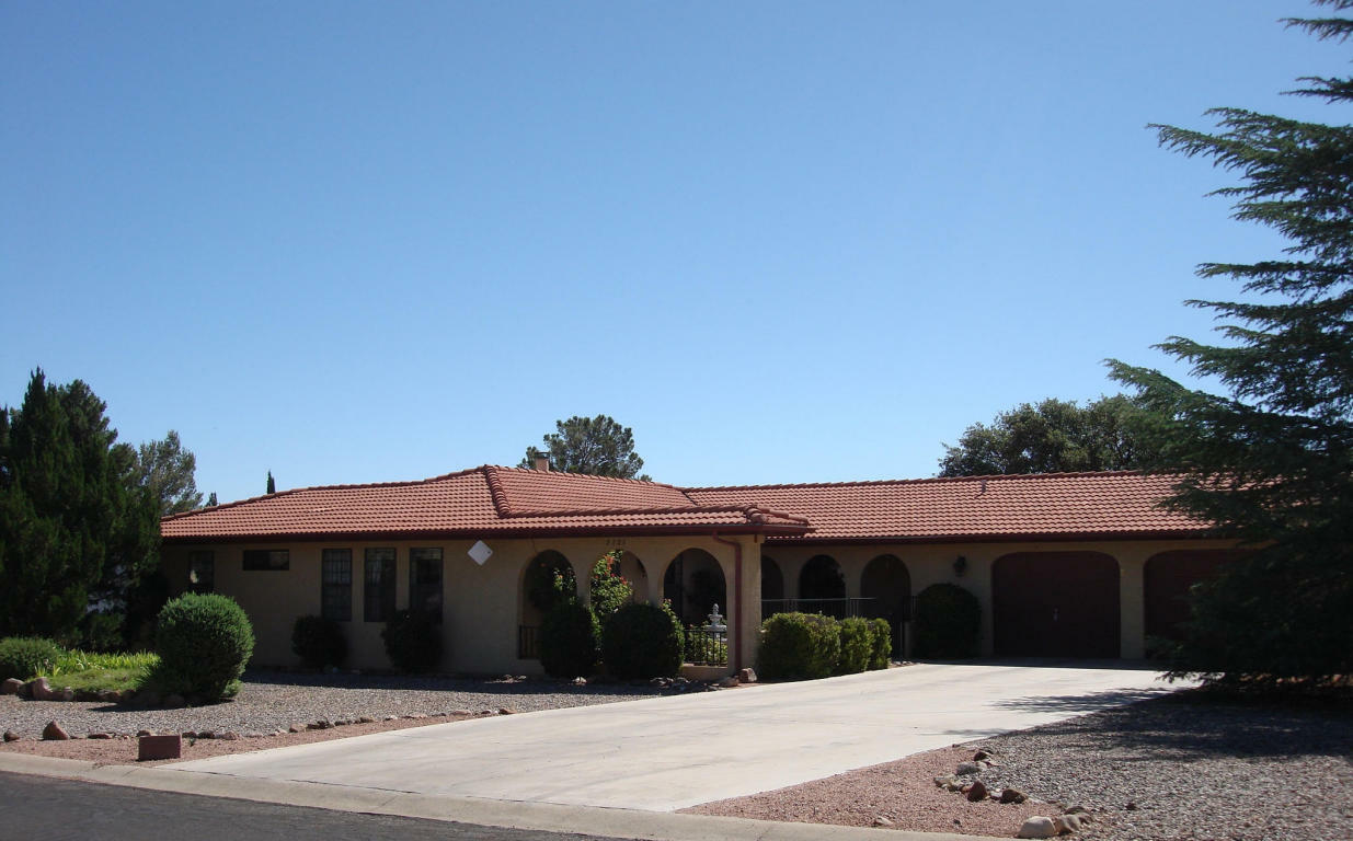 Property Photo:  2121 Canyon Drive  AZ 86324 