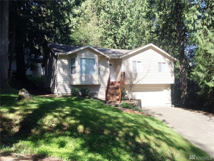 4 Hawks Hill Place  Bellingham WA 98229 photo