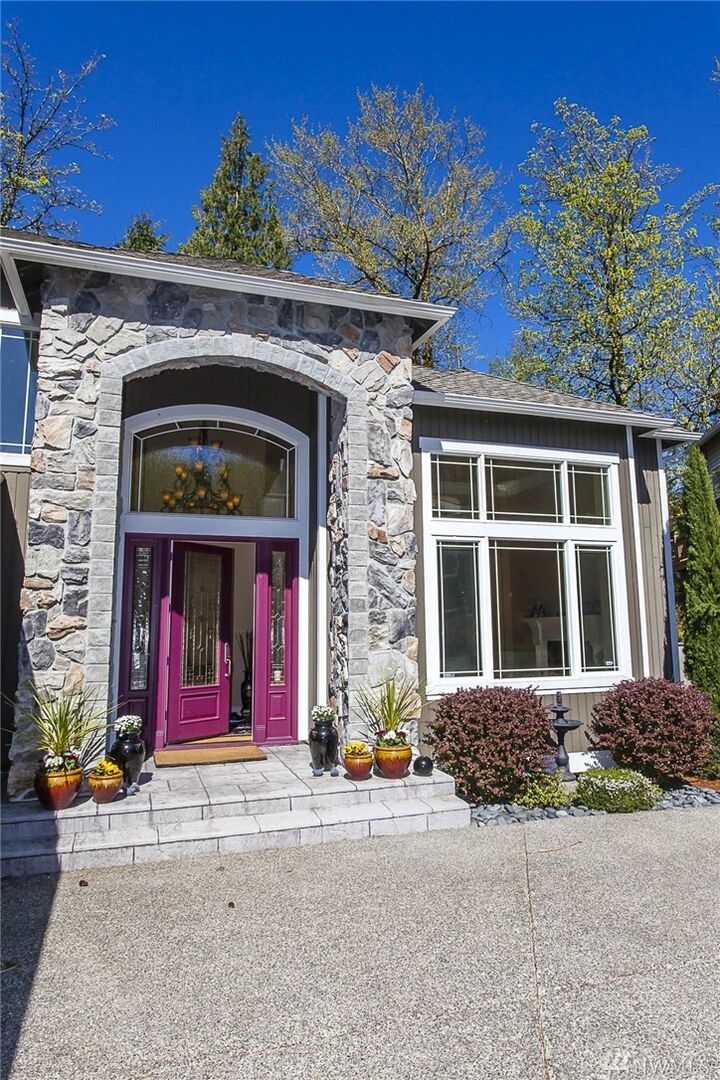 Property Photo:  5623  152nd Avenue SE  WA 98006 