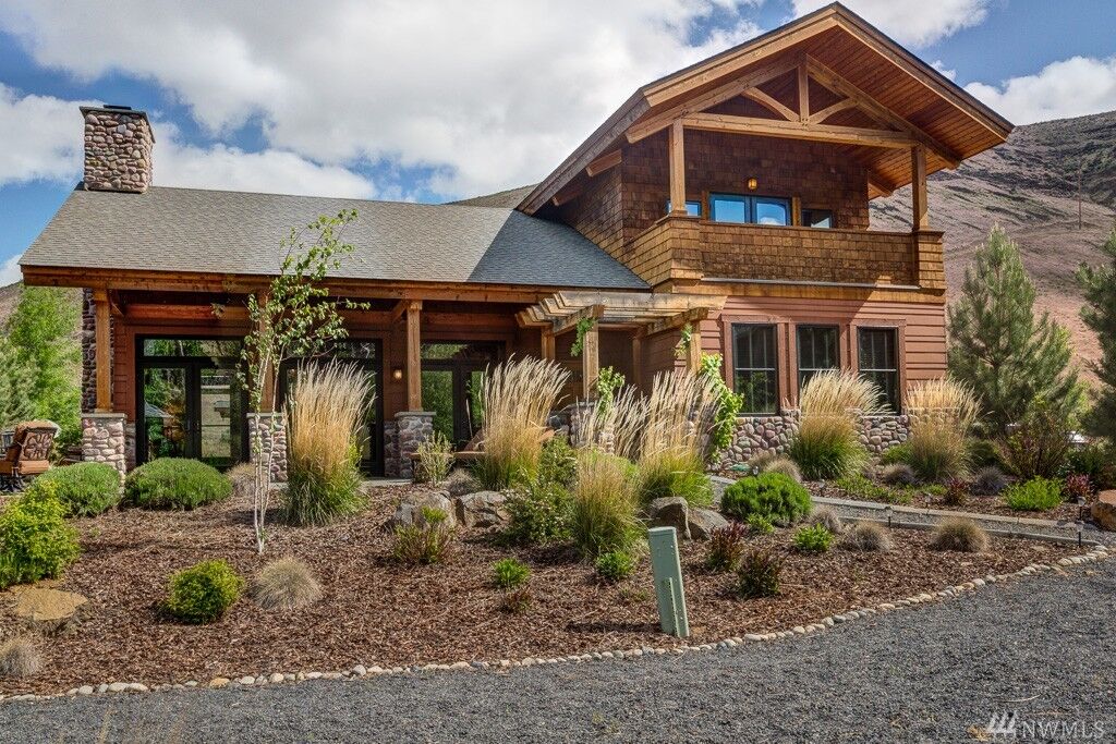 Property Photo:  14704 SR821 3  WA 98926 